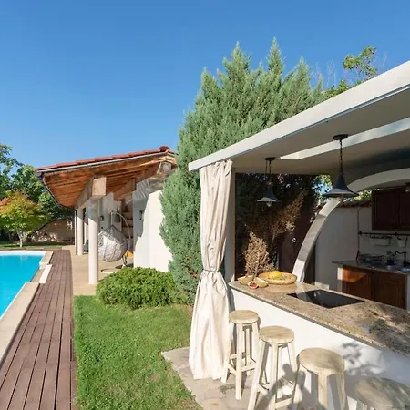 Glamping With Mineral Pool Near Sofia,plovdiv Belovo