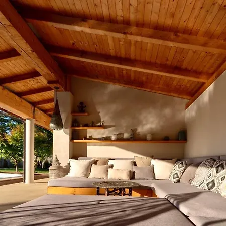 Glamping With Mineral Pool Near Sofia,plovdiv بيت للعطل *