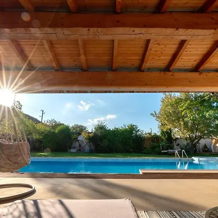 Glamping With Mineral Pool Near Sofia,plovdiv