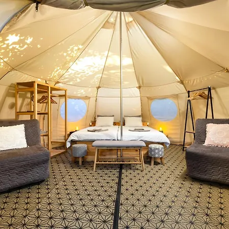 Дом отдыха Glamping With Mineral Pool Near Sofia,plovdiv Belovo