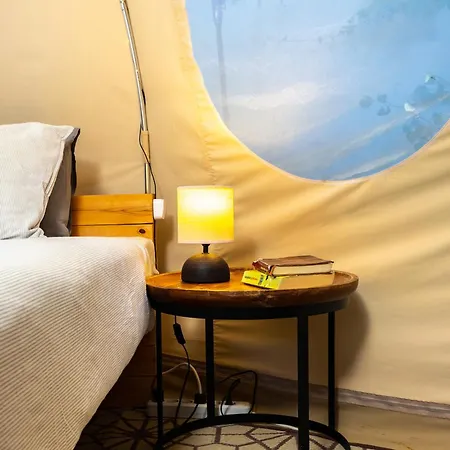 Glamping With Mineral Pool Near Sofia,plovdiv Дом отдыха