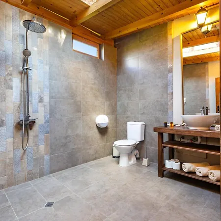 Glamping With Mineral Pool Near Sofia,plovdiv