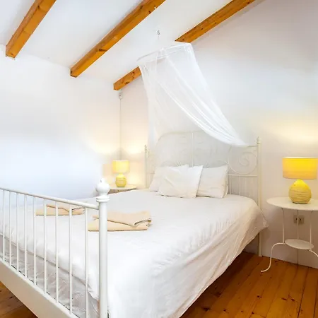 Дом отдыха Glamping With Mineral Pool Near Sofia,plovdiv *