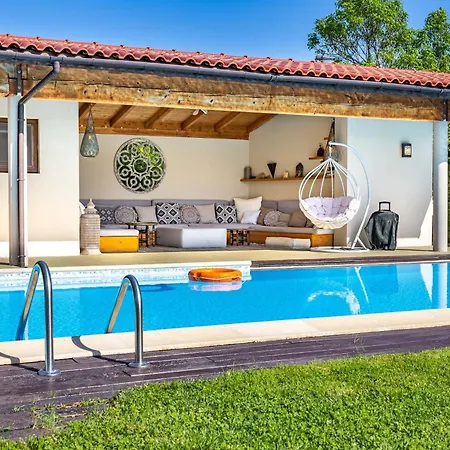 Glamping With Mineral Pool Near Sofia,plovdiv *