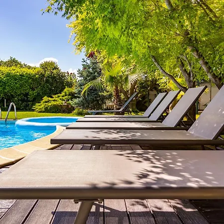 Glamping With Mineral Pool Near Sofia,plovdiv Belovo