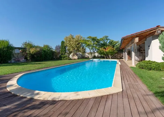 Glamping With Pool Near Sofia,plovdiv Belovo