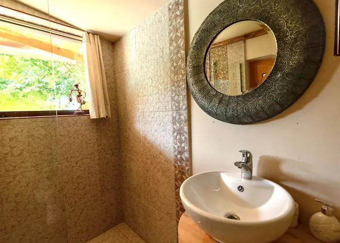 Glamping With Pool Near Sofia,plovdiv بيت للعطل Belovo